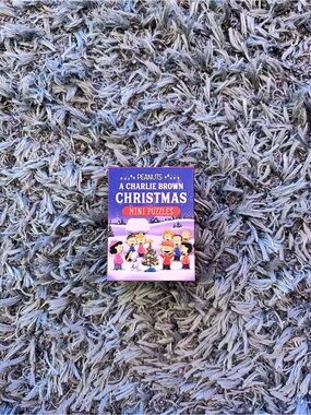 Peanuts Charlie Brown Christmas Mini Puzzle Box
